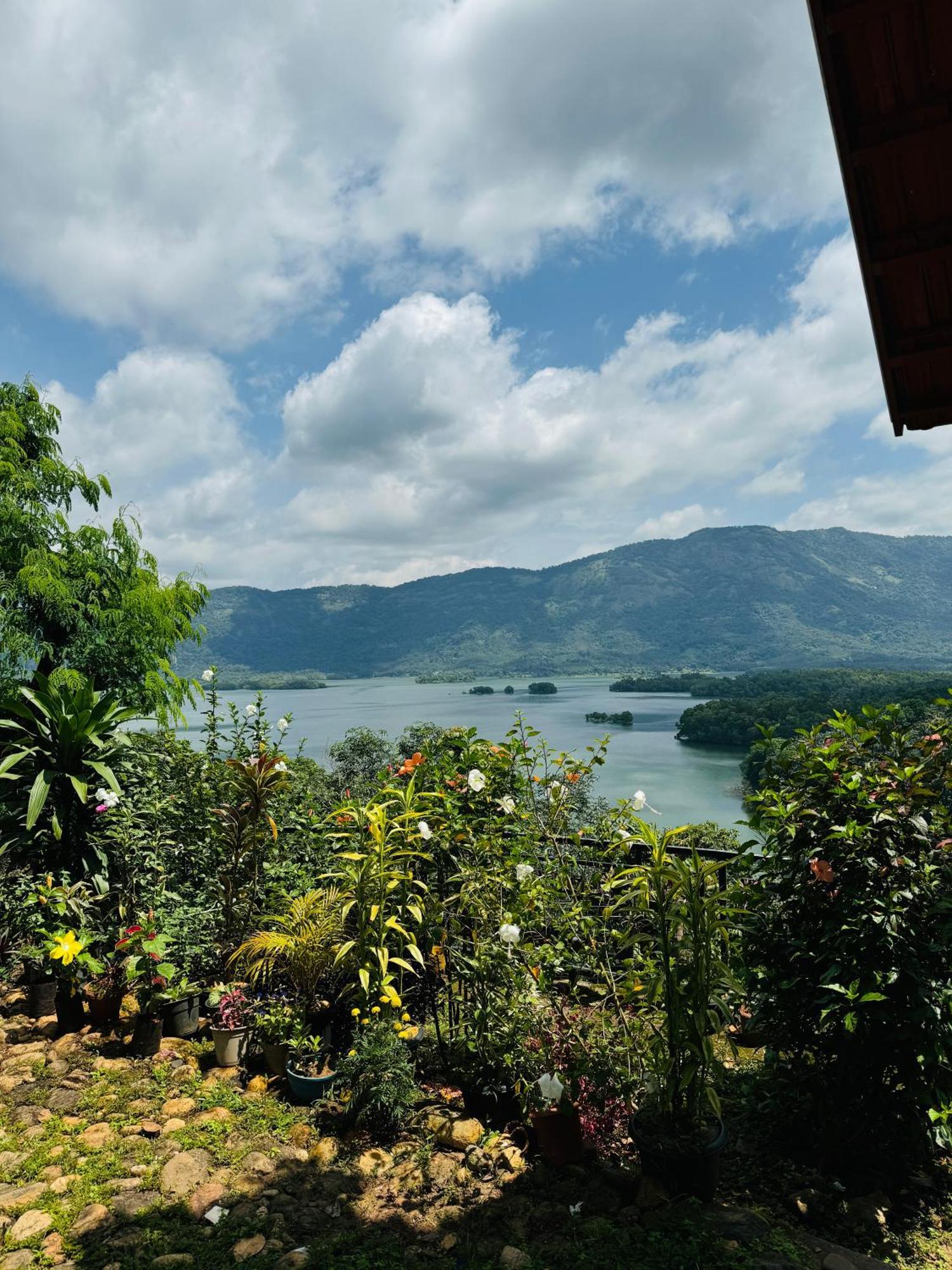Casa Lucio Resorts Mannarakkat Exterior photo